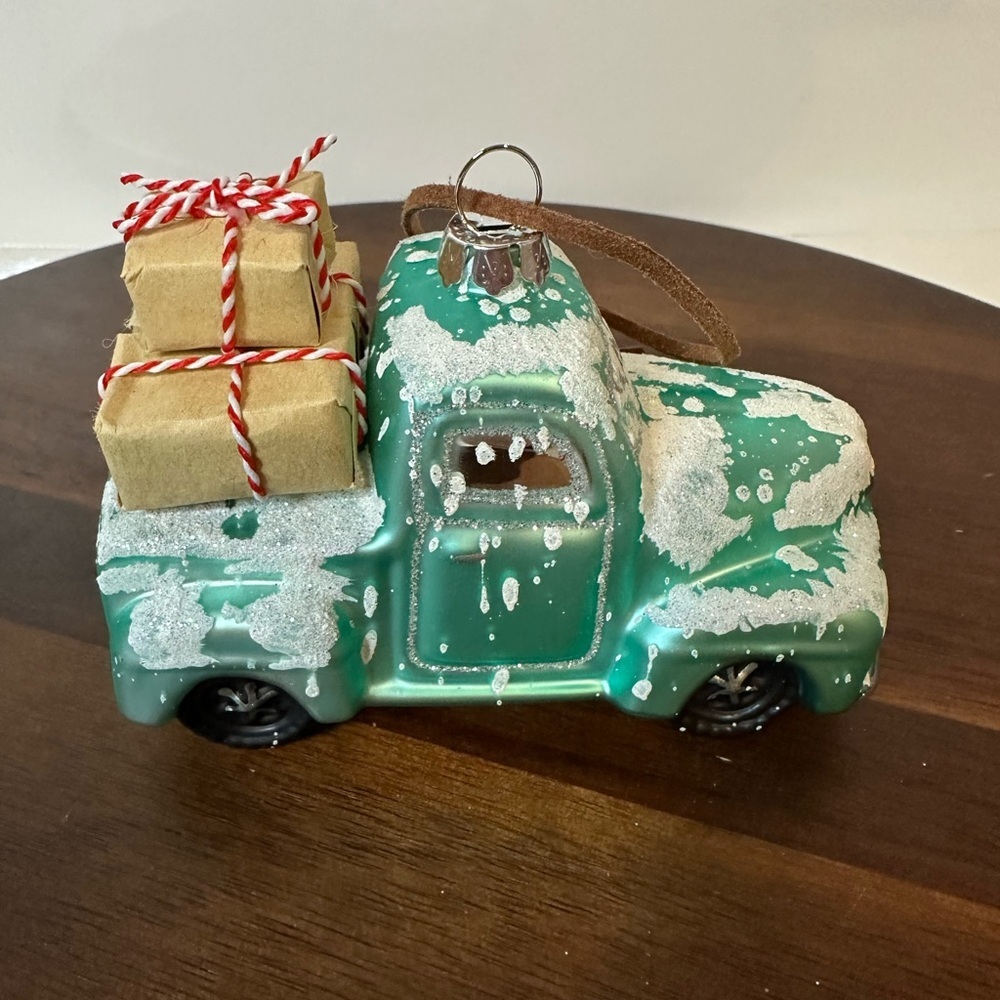 2024 Canadian Tire Glass Truck Ornament – Vintage Green Pickup w/ Gifts & Snow